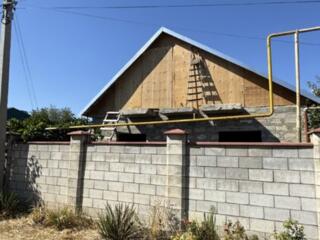 Срочно продается каменный дом незавершенного строительства + гараж