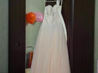 СРОЧНО!!! Продам свадебное платье реальному покупателю торг!!!