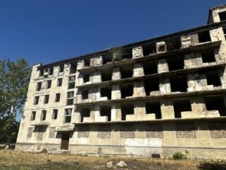 Дом 5 этажей на Шелковом