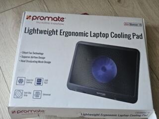 Продам охлаждающую подставку для ноутбука