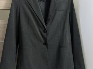 Продам пиджаки ZARA