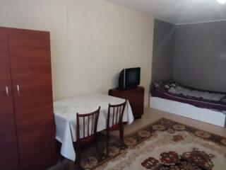 БОЧАРОВА / ДНЕПРОПЕТРОВСКАЯ 1-кв сдам