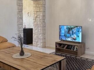 Продам квартиру 81.3 кв. м., 2/2, ул. Б. Арнаутская/Ониловой пер.