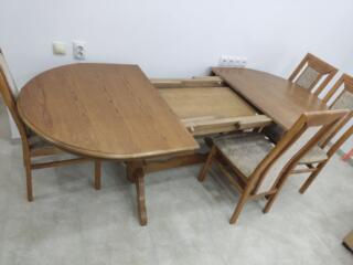 Продам большой стол для гостиной или кухни, отличное состояние