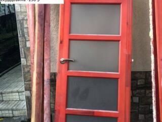 Продам 5 межкомнатных б/у дверей из дерева. (Дуб)