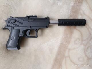 Пистолет на орбизах