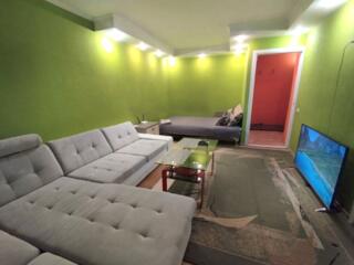 КРУГЛОСУТОЧНО ЗАСЕЛИМ ДАЖЕ в 3 ночи у нас можно ЗАРЯДИТЬ любой телефон