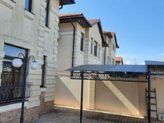 Красивый современный дом в Царском Селе!