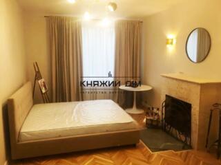 Оренда 3-кім. кв. на м. Дружби Народів. Бульв. Дружби народів 17/5. ..