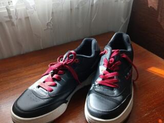 Продам кроссовки Lager 500 лей