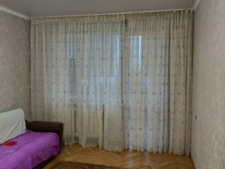 Сдаётся 2-х комнатная квартира.