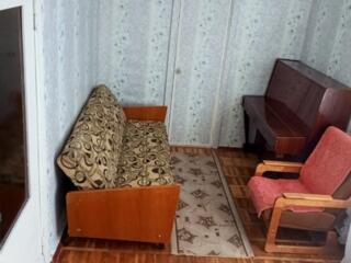 Сдам в аренду двухкомнатную квартиру. 180 долларов ВМЕСТЕ С УСЛУГАМИ!