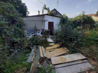 Дом под реконструкцию на 4.5 сотках земли, ул.Новгородская