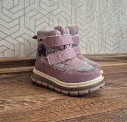 Продам обувь для девочки