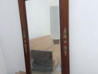 Продам очень красивое большое зеркало.