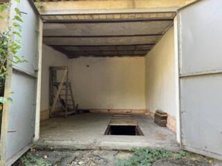 Продается гараж во дворе Воронцовского переулка, дома номер 6 (по ...