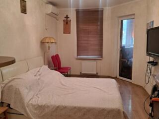 Продам 1-к квартиру 42 м в ЖМ " Радужный"