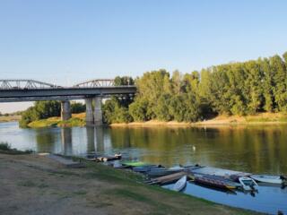 Жильё недалеко от Днестра в Бендерах, торг
