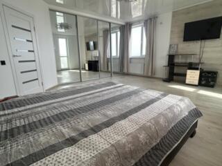 Продам 1 комнатную большую квартиру с ремонтом ул. Шота Руставели