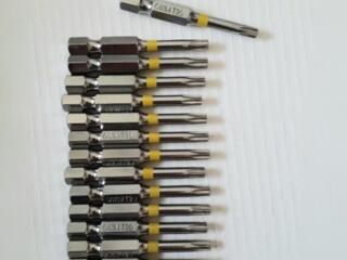 Набор новых бит: РZ2 25мм (20шт). Т20 50мм (15шт)