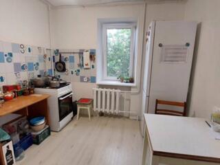 Предлагается к продаже двухкомнатная квартира на Ростовской. Общая ...