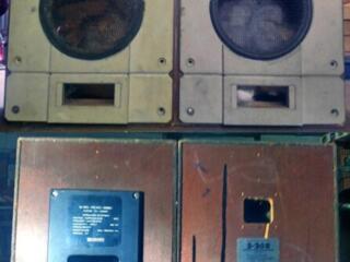 Корпуса советских колонок S-30B, защитные сетки, рамки динамиков S-90.