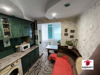 Однокомнатная чешка 49 кв м! Красные казармы 1/9! Кухня 12 кв м!