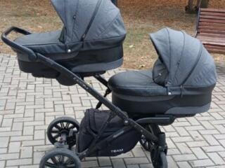 Коляска для двойни/близнецов