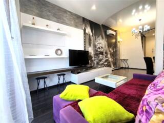 Сдам длительно! Стильная ЕВРОдвушка в центре города, ул. Греческая