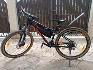 Велосипед марки KTM-горник