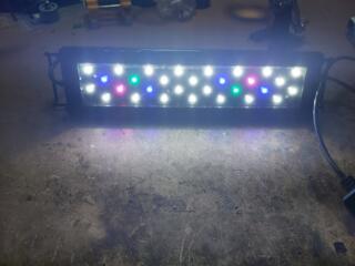 Светильник и фильтр для аквариума