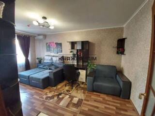 Продаж 1-кімнатної вул.Єлизавети Чавдар буд.34. Площа :41/17/8 кв.м. .