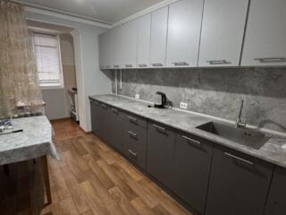 Продается большая 3-х комнатная квартира в Днестровске