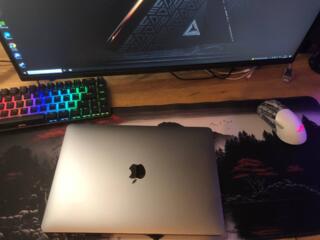 MacBook Pro M1 (8/512Gb/ TouchBar)