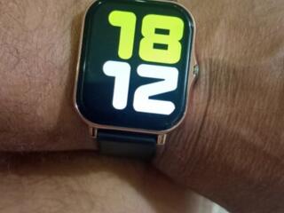 Продам новые смарт часы: Smart Watch Y13