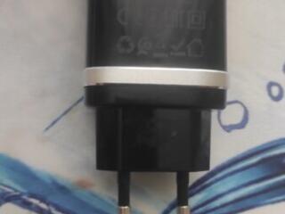 Продам блок питания hoco