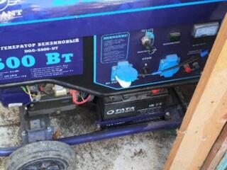 Продам генератор бензиновый 4х тактный dgg-5500-dt. торг