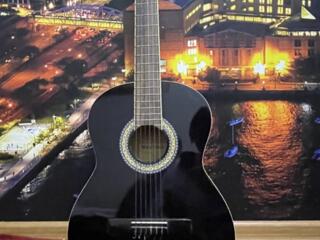 Продам гитару