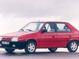 Шкода фаворит на болты цена 250 уе