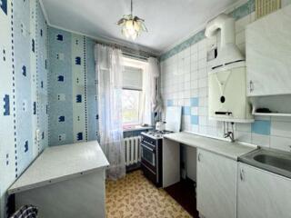 Продаю 1к квартиру поруч з площею Перемоги