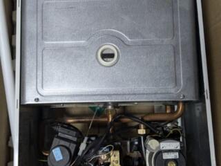 Котел на запчасти. Расширительный бачок новый-на Лиманном 850 рублей.