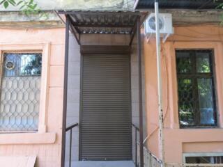 Сдаётся фасадное помещение на улице Старопортофранковской