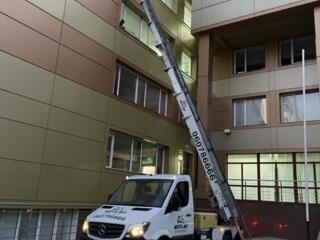 Lift pentru materiale, mobilă, ferestre