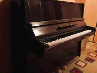 Pian in stare ideală, îngrijit, păstrat in apartament, or. Bălți!