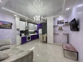 Аренда 2 комнатной квартиры в центре Аркадии, 87 квм, Южная Пальмира