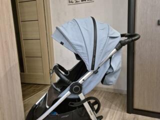 Продам прогулочную коляску