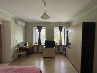 Предлагается к продаже дом, который расположен в черте города. В доме 