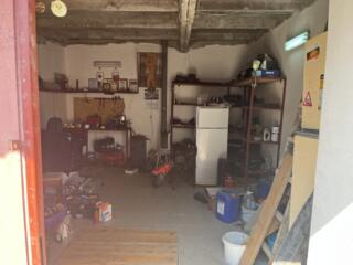 Продам капитальный гараж в НИИ