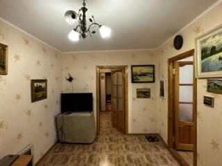 3 комнатная Солнечный в хорошем состоянии.