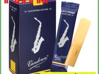 Трость для саксофона альт VANDOREN BLUE в м. м. "РИТМ"